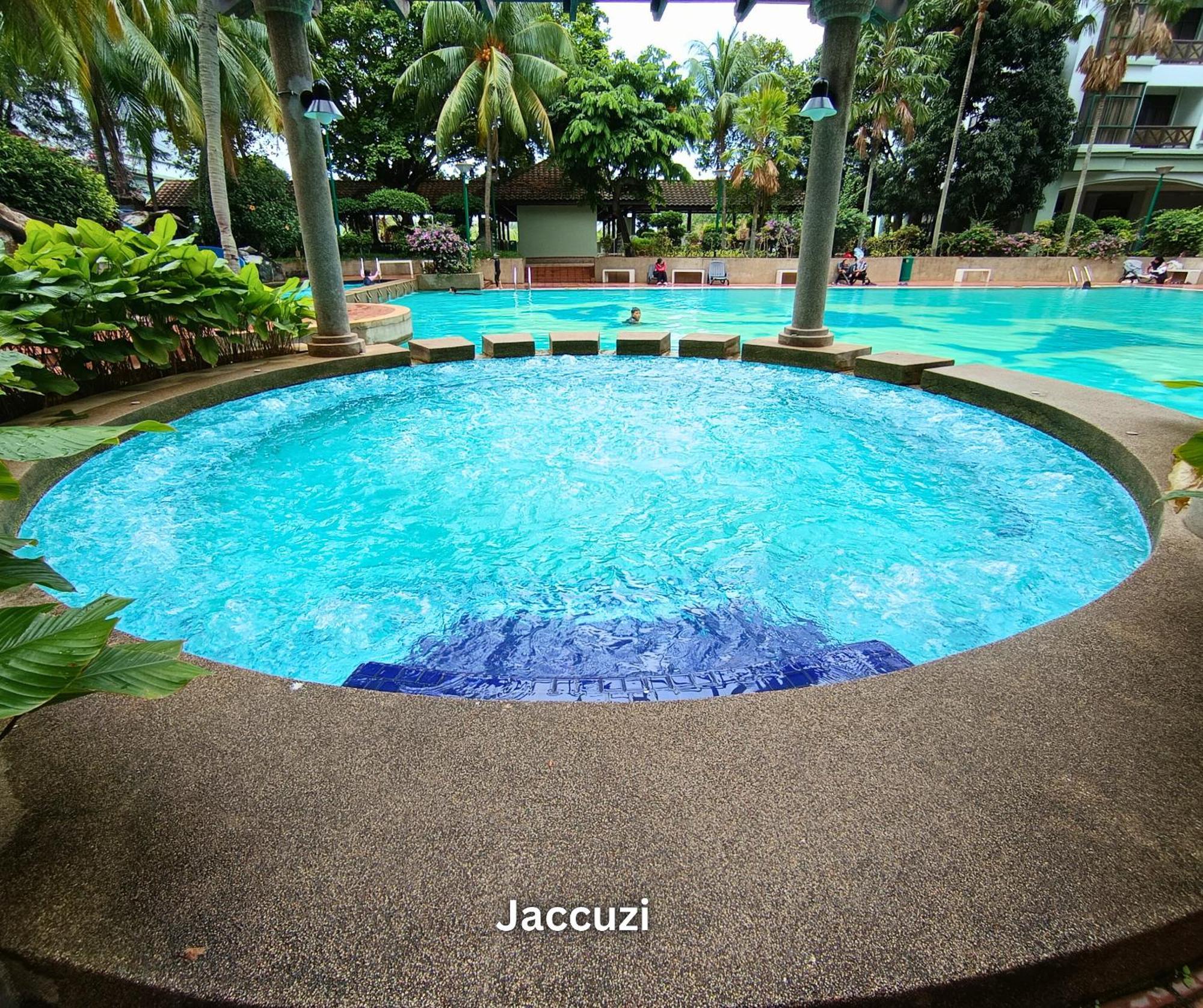 Apartment Costa Mahkota View 1-bedroom, 2 Queen Beds, 600mbps Wifi *